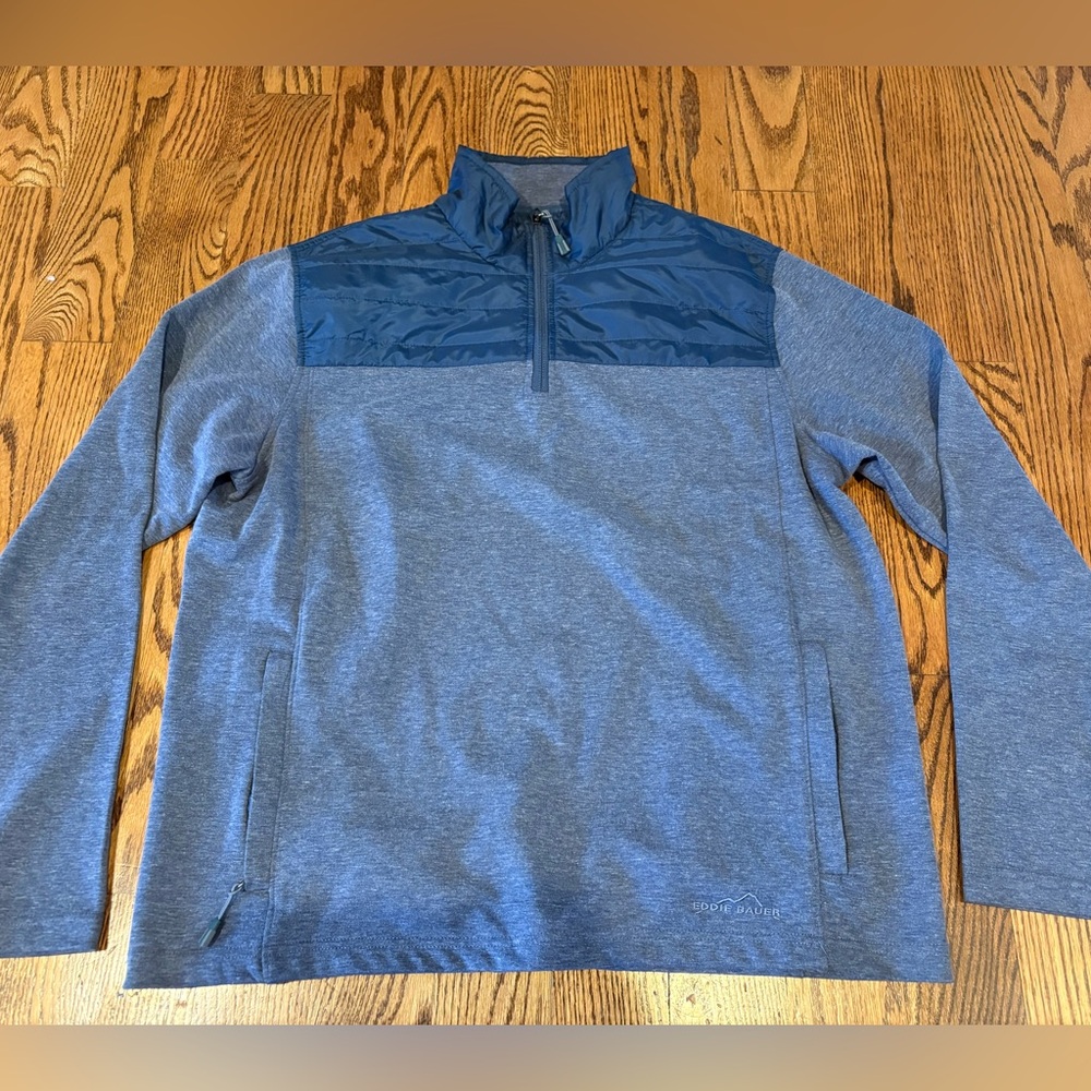 Eddie Bauer pullover, Men’s Large